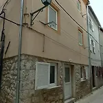 Sidar-old Town Apartment