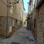 Sidar-old Town 아파트 크레스